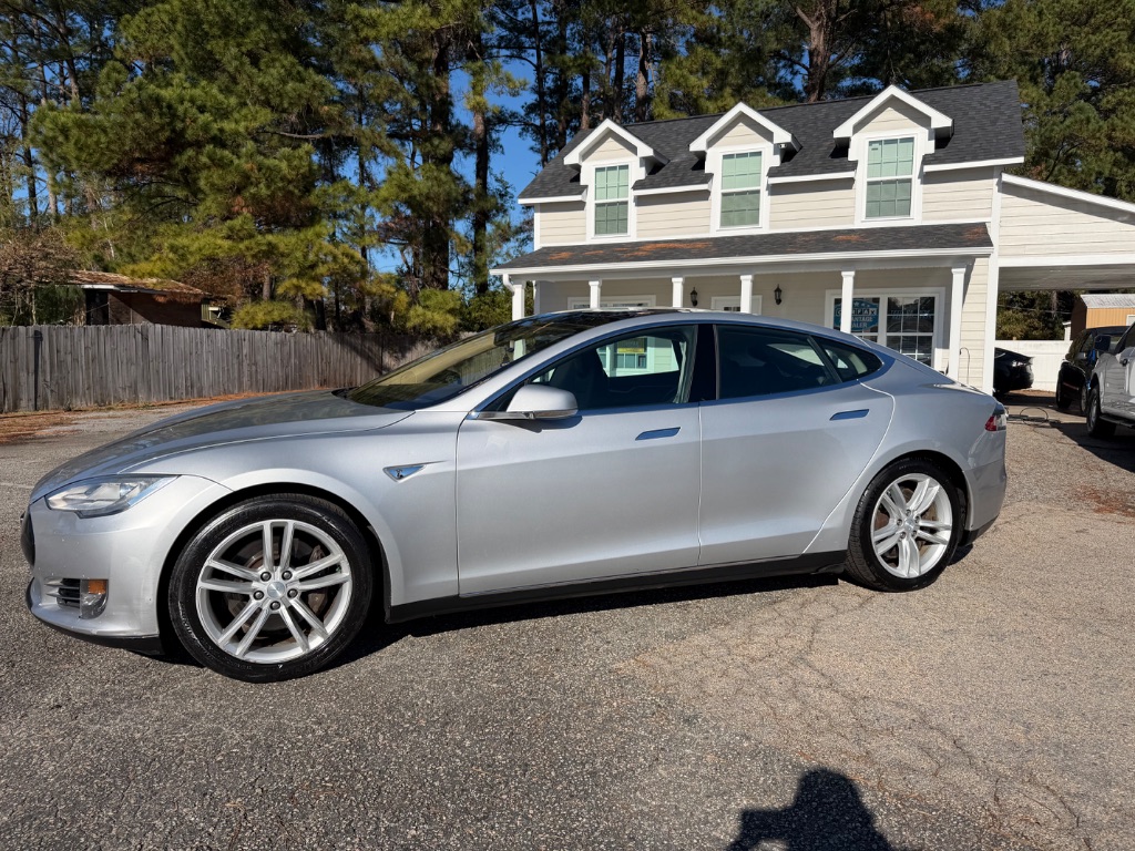 2014 Tesla Model S 85 kWh's photo