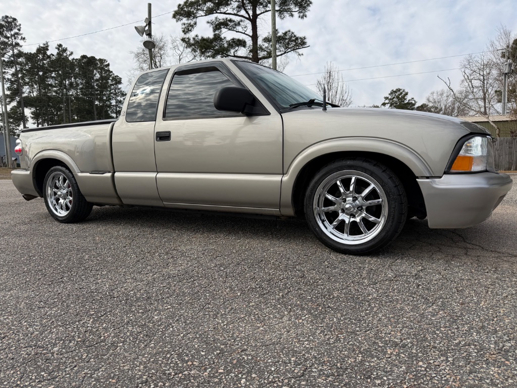 2001 GMC Sonoma SLS