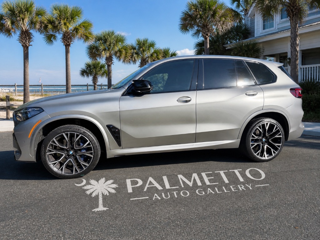 2023 BMW X5 M -'s photo